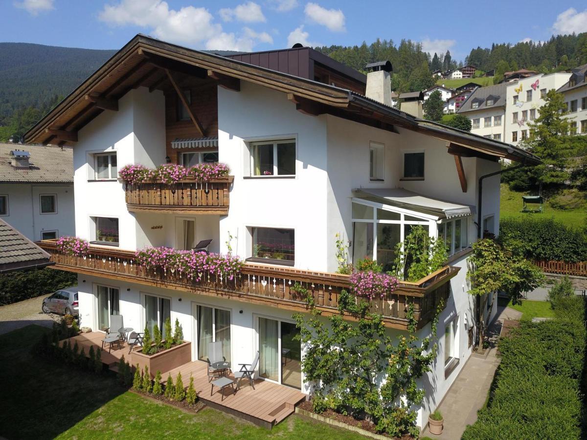 Apartments Montblanc Seceda オルティゼーイ エクステリア 写真